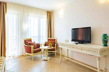 Фото номера Номер-студио Делюкс — Бесплатное посещение пляжа Апарт-отели Primea Beach Residence г. Царево 9