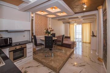 Фото номера Апартаменты VIP - Бесплатный доступ на пляж Апарт-отели Primea Beach Residence г. Царево 2