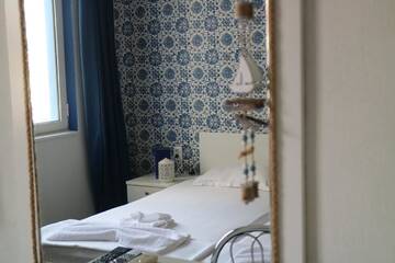Фото номера Двухместный номер с 1 кроватью Отель Family Hotel Four Seasons Tsarevo г. Царево 3