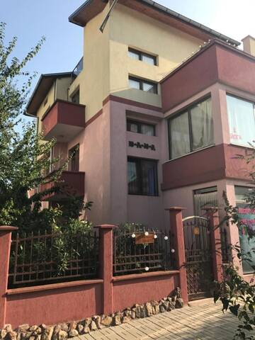 Фотографии Гостевой дом Guest House Dara г. Царево (Болгария) №1 Фото Гостевой дом Guest House Dara г. Царево 1